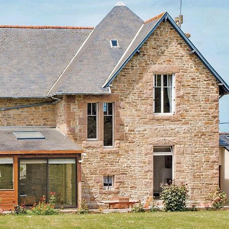 Pet Friendly Home In Tredrez-Locquemeau With Wifi Extérieur photo